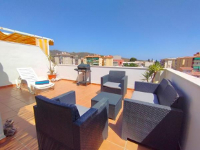 Amazing 2 bedroom apartment with private roof terrace in Torrox